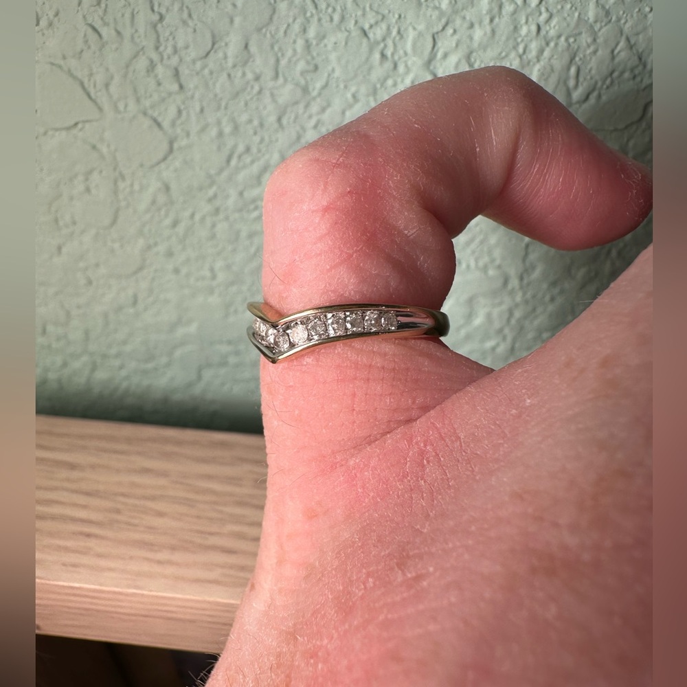 Diamond Chevron Ring- 10K Gold - Picture 12 of 13